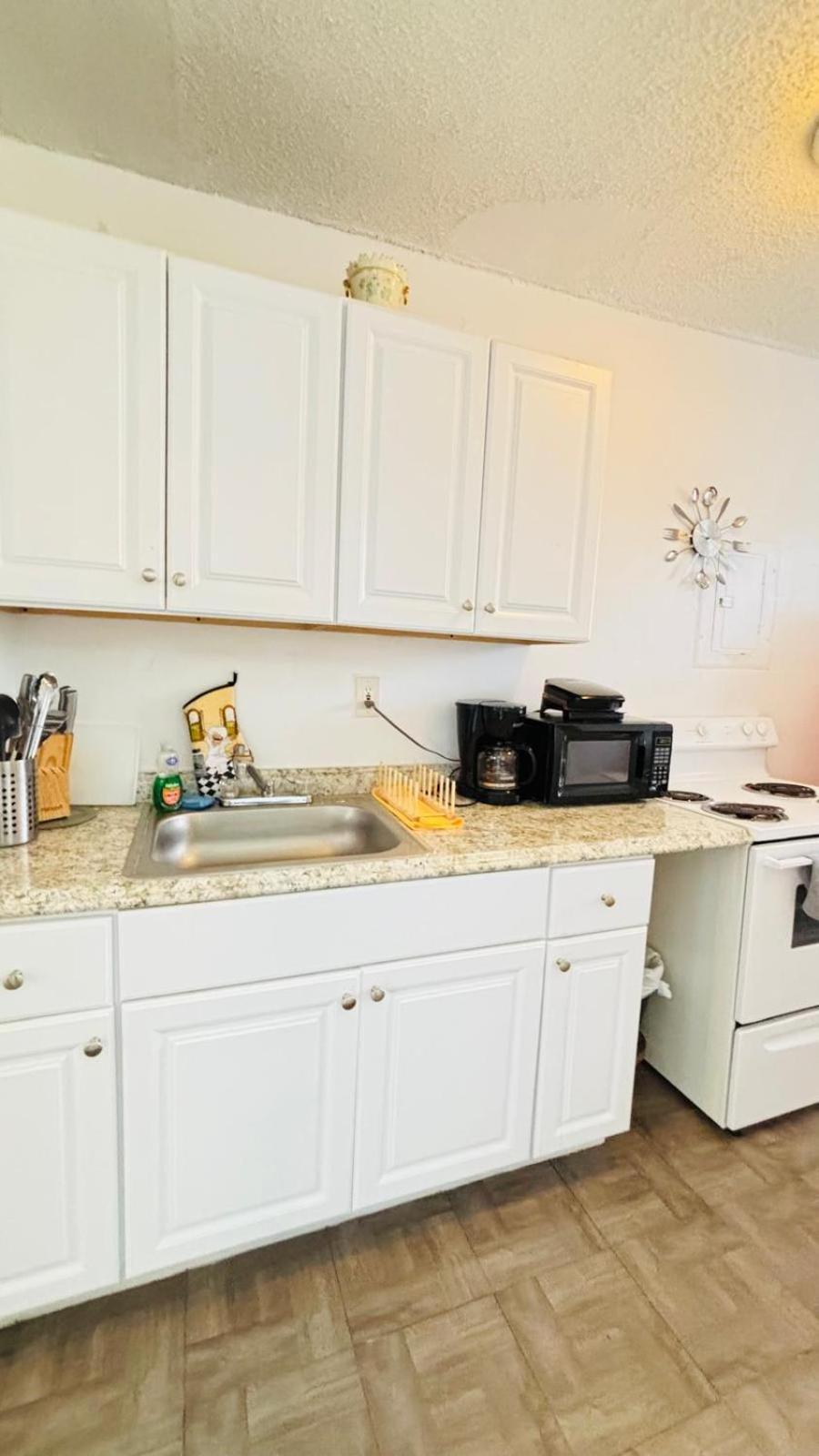 Appartement 202 Near Cruise Port, 5 Min To Downtown, 4 Min To Trains, 14min To Airp *